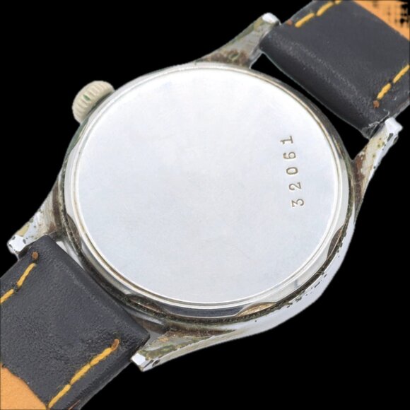 Vintage Invicta Bullseye Dial Men\'s Mechanical Wristwatch Swiss Steel & Chrome